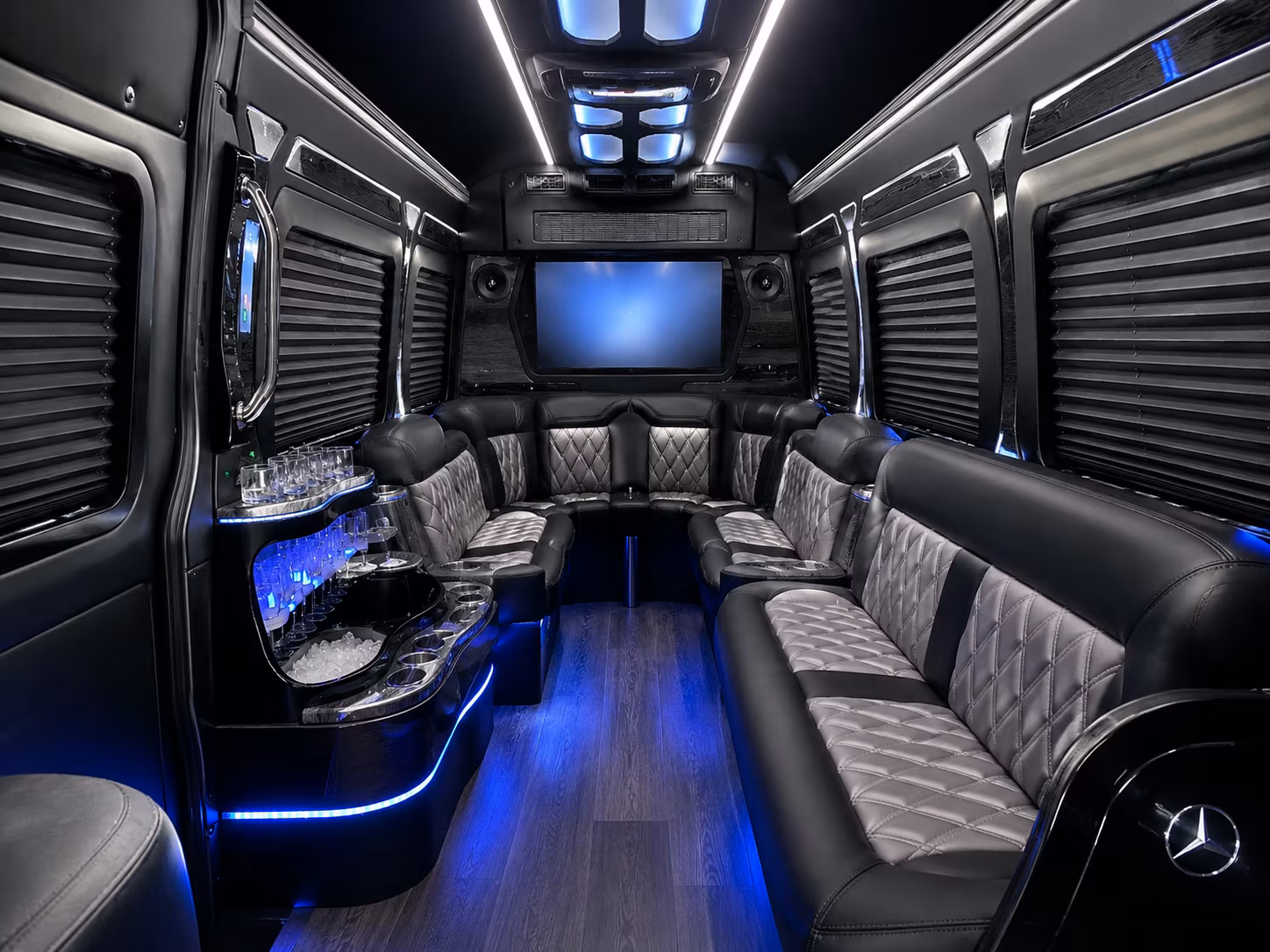 blog rent a bus to half moone cruise and celebration center hero