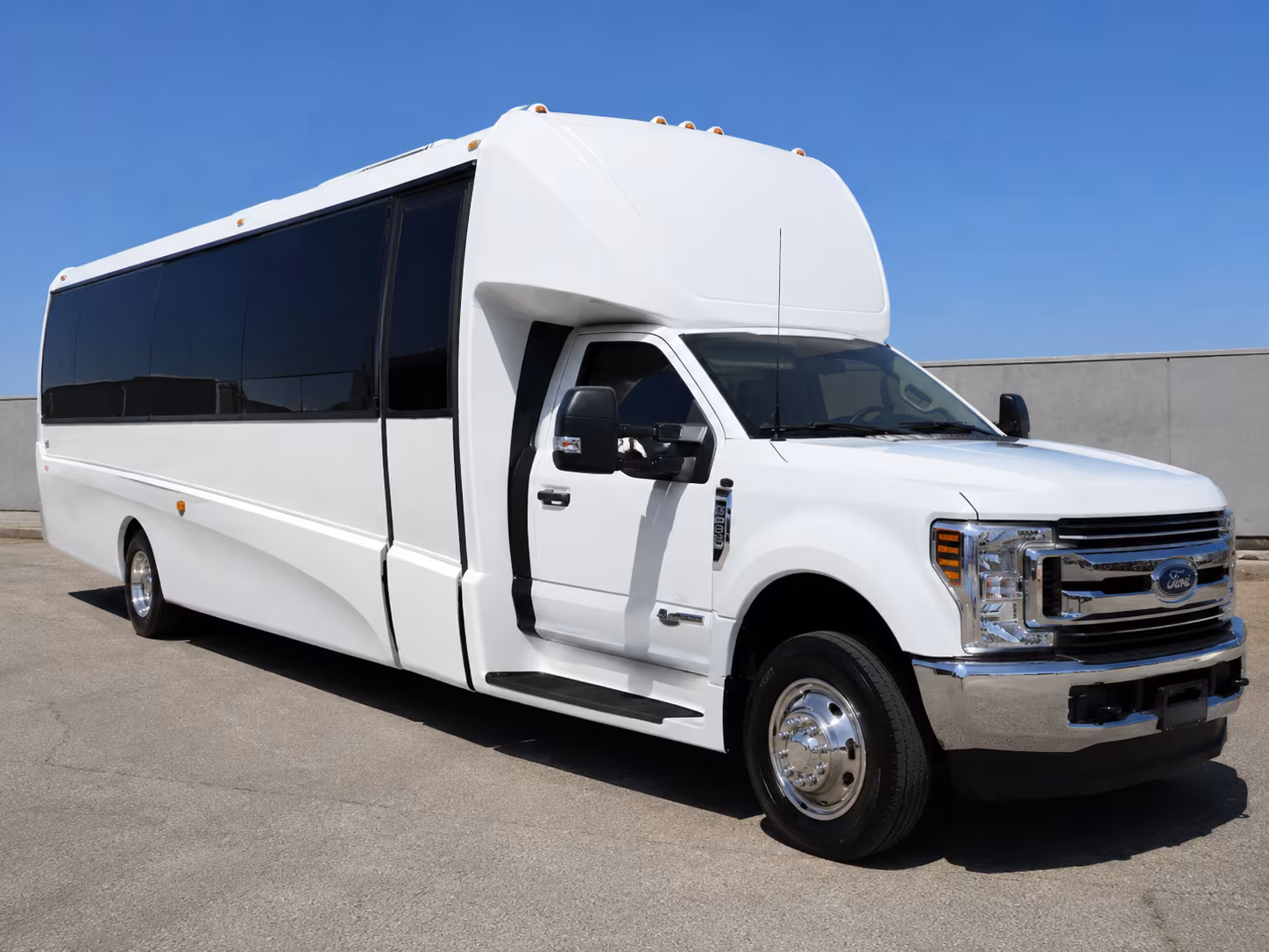 easily book transportation for your next airport transfer 4