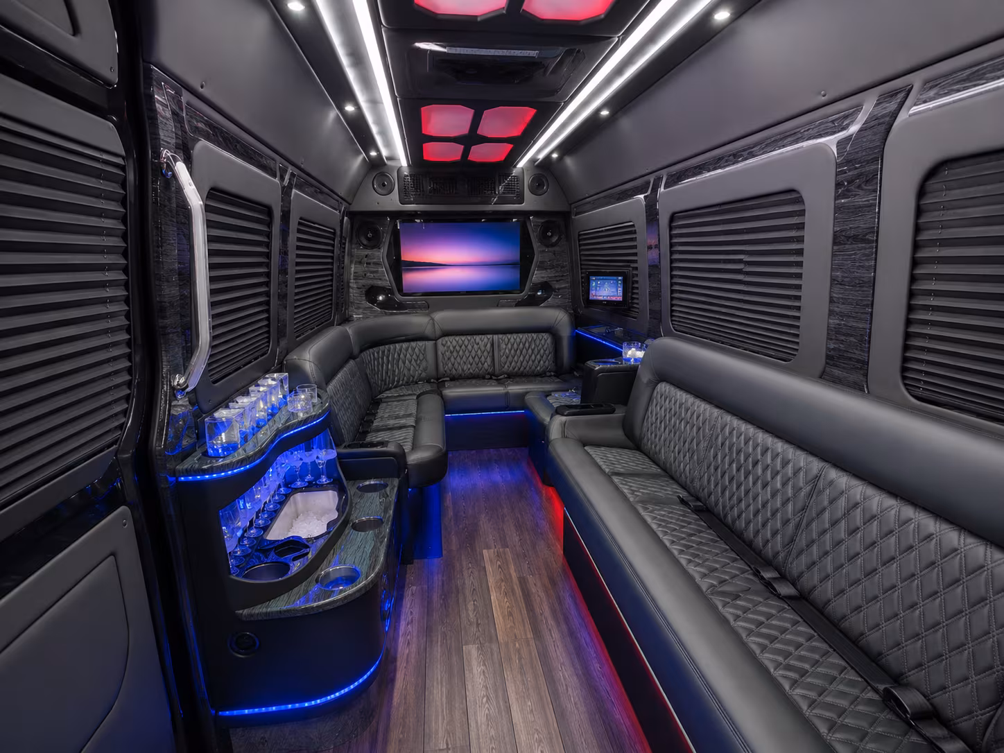 easily book transportation for your next bachelor or bachelorette party 1