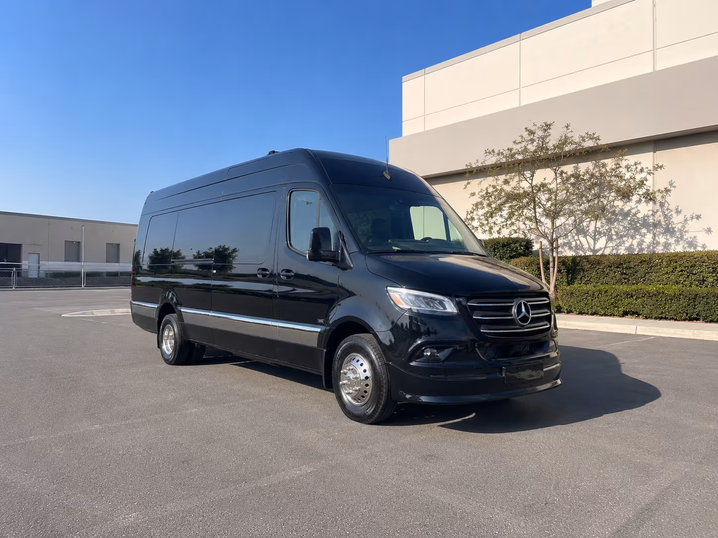 easily book transportation for your next bachelor or bachelorette party 4