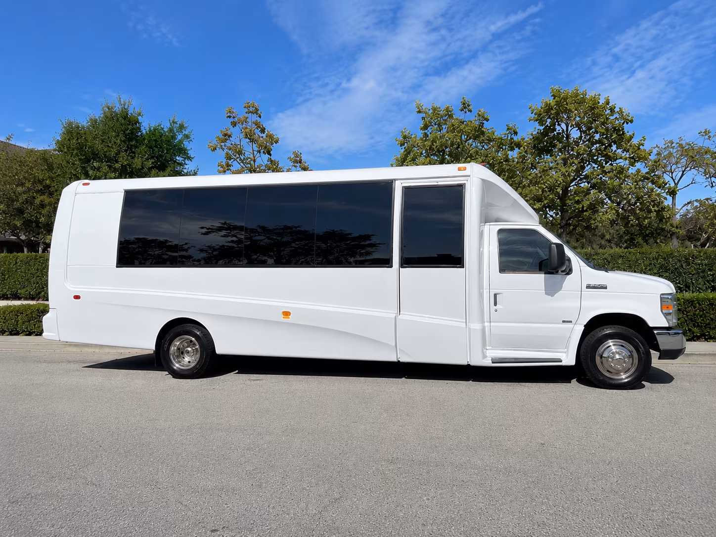easily book transportation for your next church or religious group 2