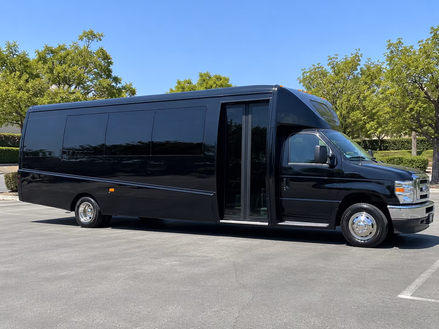 easily book transportation for your next prom 2