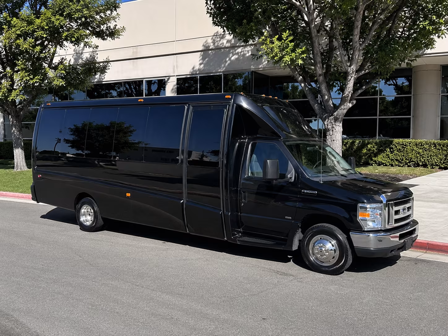 party buses for virginia beach wedding parties and bridal groups