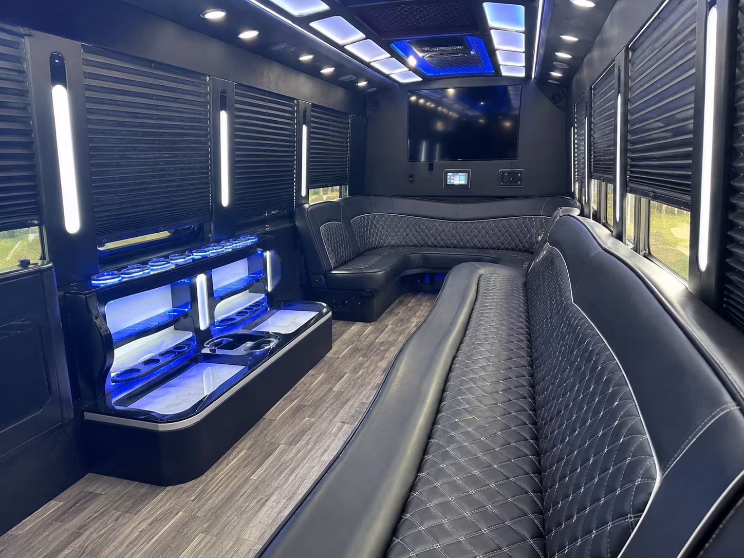 virginia beach holiday party bus rental