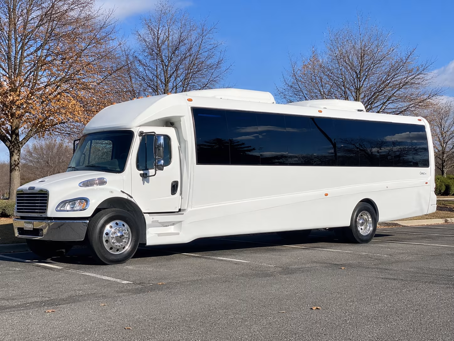 winery and brewery tour buses across the coastal virginia wine trail